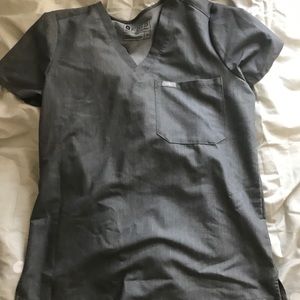 Figs One Pocket Scrub Top